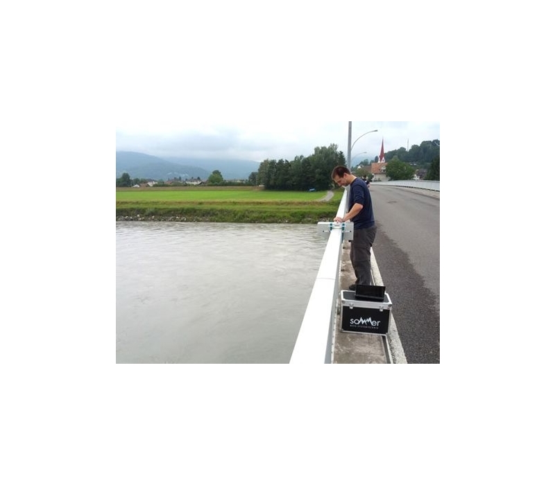 Sistema de medição de radar, portátil, para rios e canais abertos Sistema de medição de radar, portátil, para rios e canais abertos