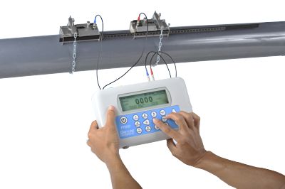 PT400 - Caudalímetro ultrassónico portátil para líquidos limpos PT400 - Caudalímetro ultrassónico portátil para líquidos limpos
